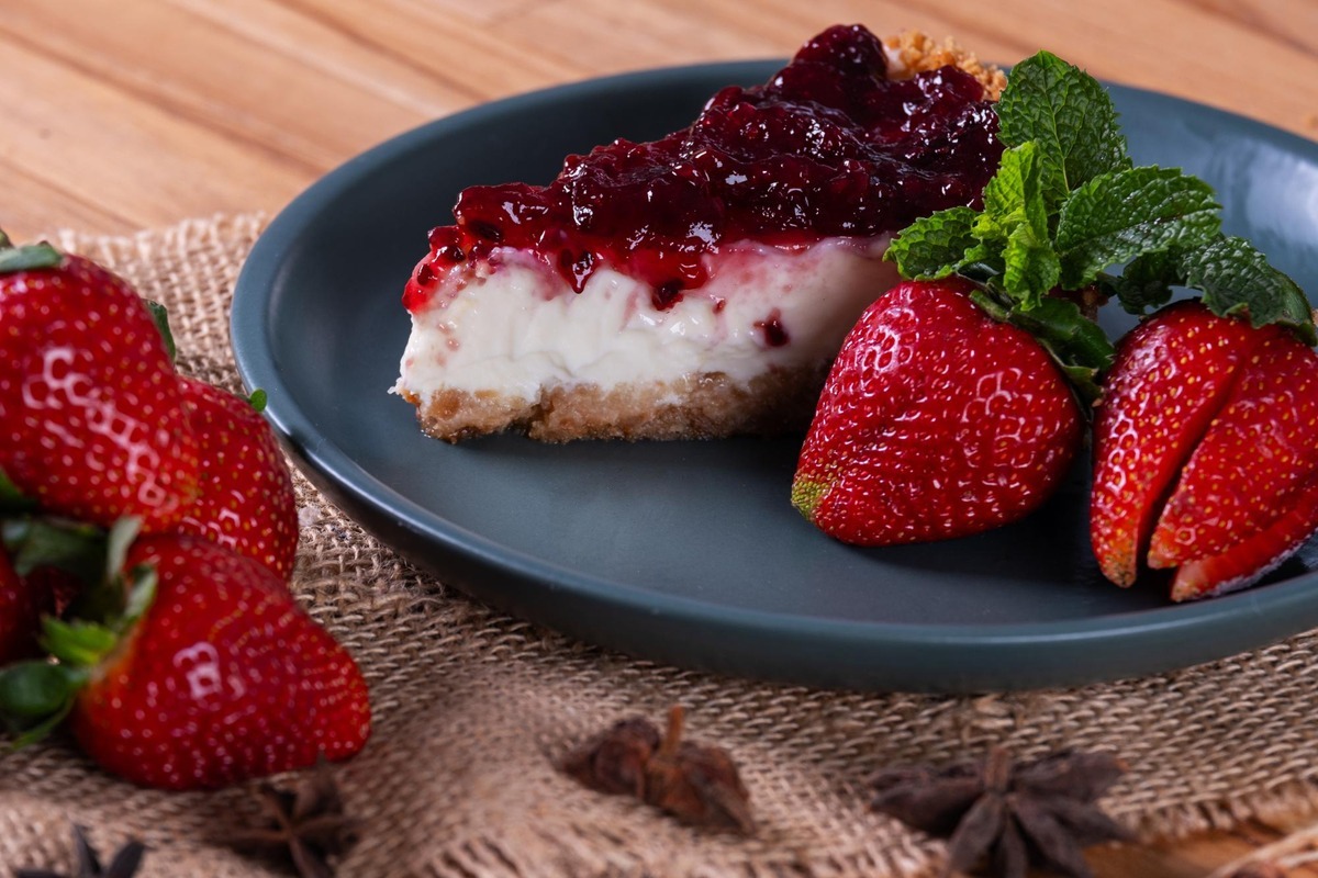 No-Bake Snickers Strawberry Cheesecake