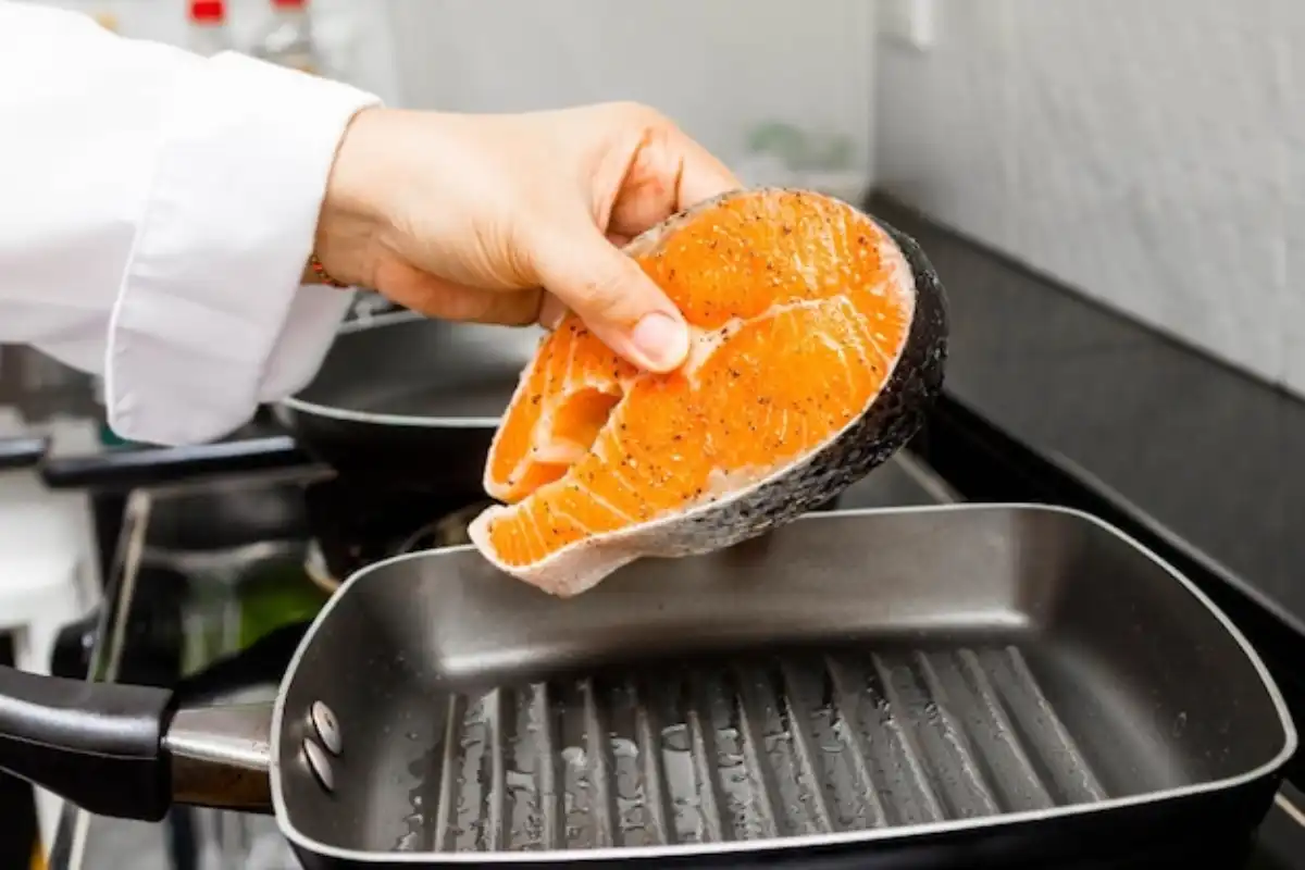 How to Perfectly Pan-Fry Salmon